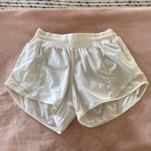 Lululemon Hotty Hot shorts in white